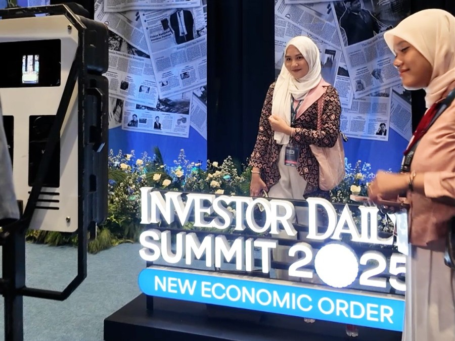 Photopod Fotoimoet Ramaikan Investor Daily Summit 2025 di JCC Senayan
